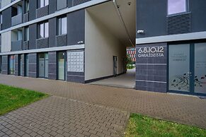 Modern Studio Gwiazdzista by Renters