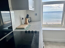 5 Seaview @ Bridlington Bay