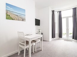 3 Seaview @ Bridlington Bay