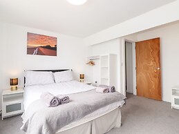 8 Seaview @ Bridlington Bay