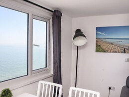 8 Seaview @ Bridlington Bay