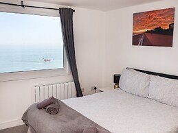 8 Seaview @ Bridlington Bay