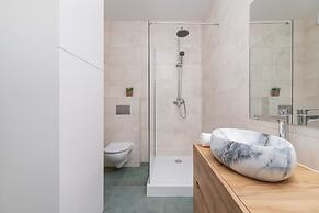 Stylish Studio Kiełkowskiego by Renters