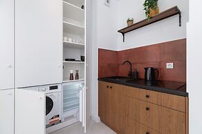 Stylish Studio Kiełkowskiego by Renters