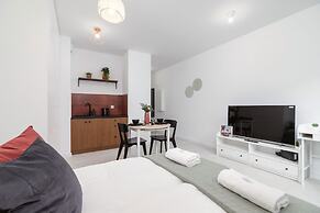 Stylish Studio Kiełkowskiego by Renters