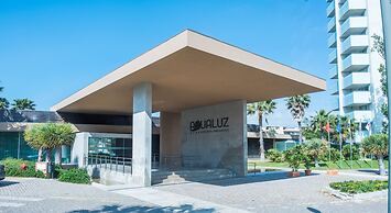 Aqualuz Troia Mar by The Editory