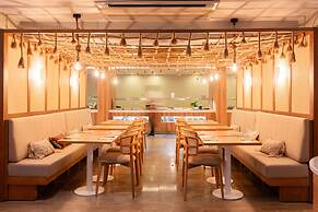 Aqualuz Troia Mar by The Editory