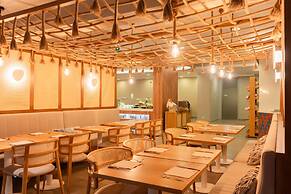 Aqualuz Troia Mar by The Editory