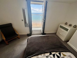 7 Seaview @ Bridlington Bay