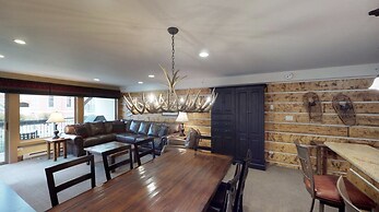 Upscale 2-bedroom Residence in Resort-style Setting With Saline Outdoo