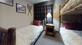 Upscale 2-bedroom Residence in Resort-style Setting With Saline Outdoo