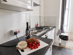 4 Beach View @ Beaconsfield House