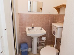 4 Beach View @ Beaconsfield House