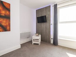 Apartment 9 Beaconsfield House