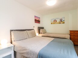 Apartment 9 Beaconsfield House