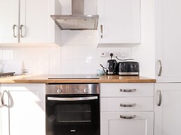 Apartment 9 Beaconsfield House