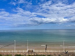 10 Beach View @ Beaconsfield House