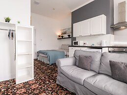 3 Beach View @ Beaconsfield House