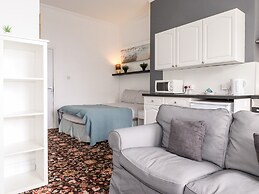 3 Beach View @ Beaconsfield House