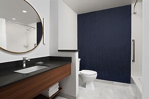 Fairfield Inn by Marriott & Suites Chino