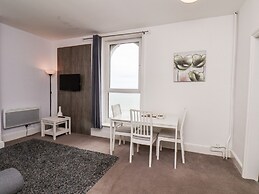 8 Beach View @ Beaconsfield House