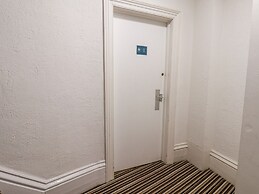 8 Beach View @ Beaconsfield House