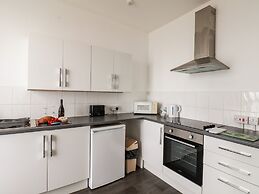 8 Beach View @ Beaconsfield House