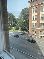 Luxury City Seafront Apartment w Balcony