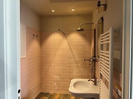 Le Finestre Sul Lago