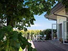 Le Finestre Sul Lago