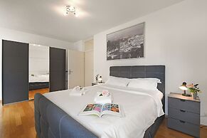 Imbarcadero apartment