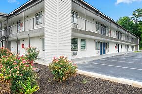 Efficiency Lodge - Columbus GA