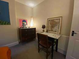 4 Bedroom Victorian Townhouse With Sea Views