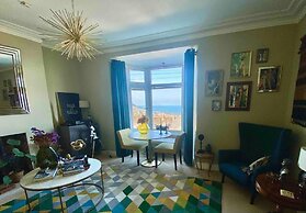 4 Bedroom Victorian Townhouse With Sea Views