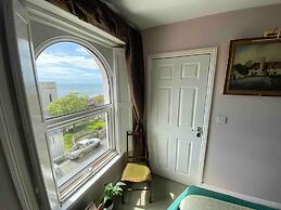 4 Bedroom Victorian Townhouse With Sea Views