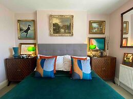 4 Bedroom Victorian Townhouse With Sea Views