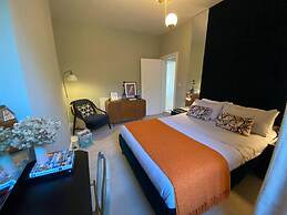 4 Bedroom Victorian Townhouse With Sea Views