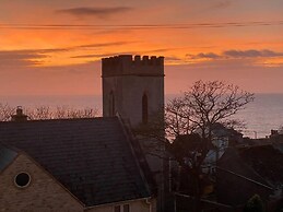 4 Bedroom Victorian Townhouse With Sea Views