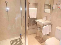 4 Bedroom Victorian Townhouse With Sea Views