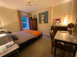 4 Bedroom Victorian Townhouse With Sea Views