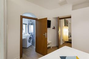 Family Flat in the City Center by Wonderful Italy