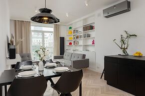 Trendy City Center Apartment by Renters