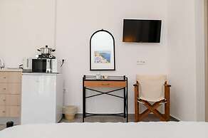 Enjoy the Santorini Life Vibrant Studio