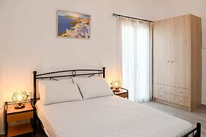 Enjoy the Santorini Life Vibrant Studio