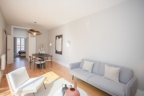 Liiiving - Art Design Apartment II