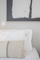 Liiiving - Art Design Apartment II