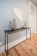 Liiiving - Art Design Apartment II