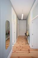 Liiiving - Art Design Apartment II
