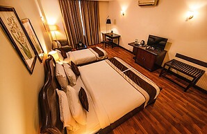 Fabhotel Prime Luxera