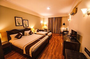 Fabhotel Prime Luxera